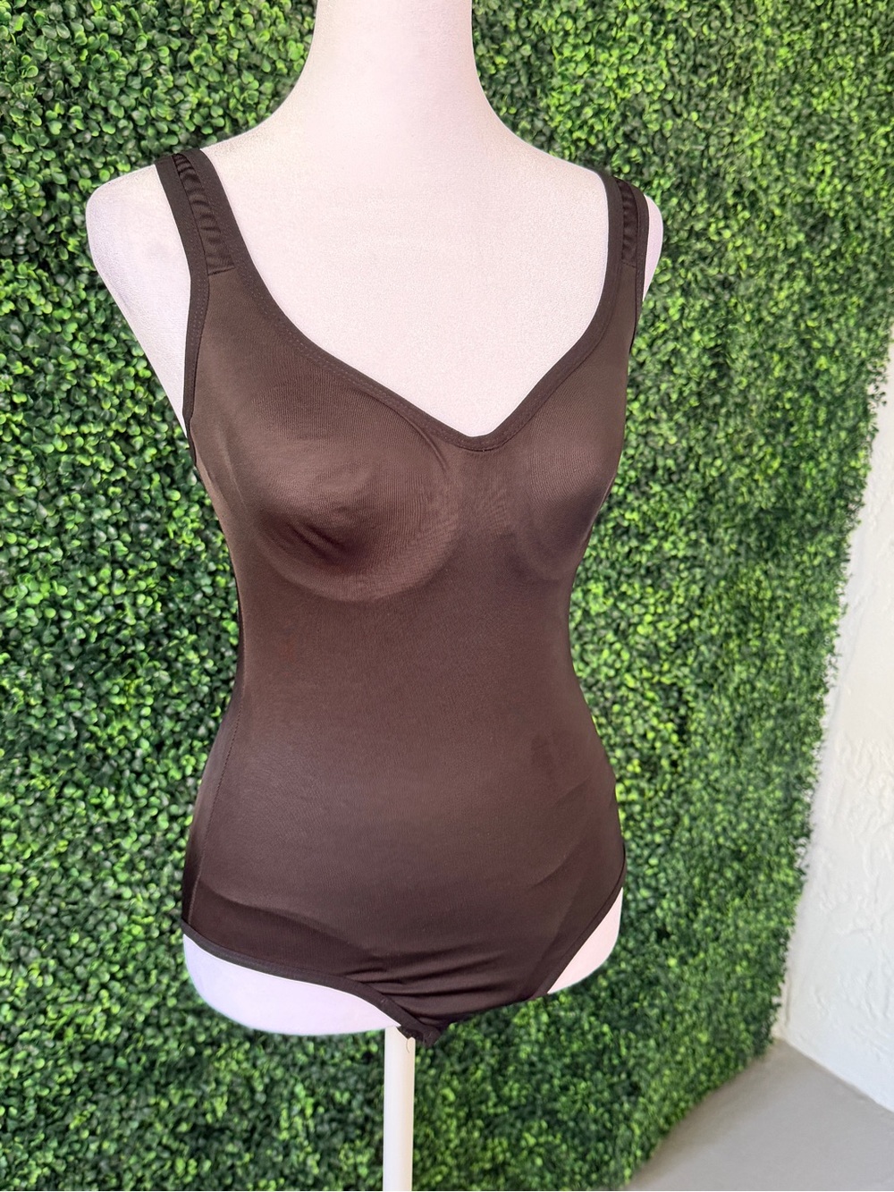 Sleek Black Shapewear Bodysuit - underwire no padding